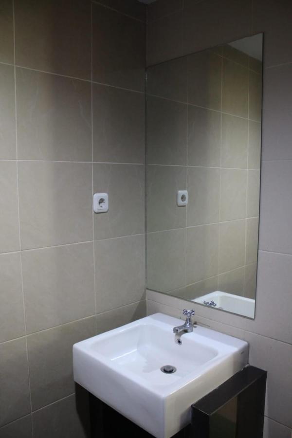 Hotel Grand Karawang Indah Zewnętrze zdjęcie